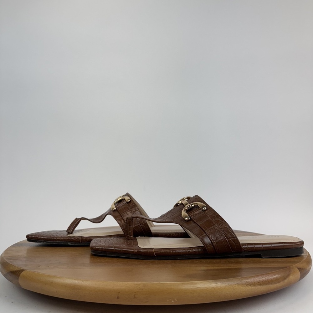 New NWOB Womens Fashion‎ To Figure Saralyn Slip On Thong Brown Sandals Size 10 M
